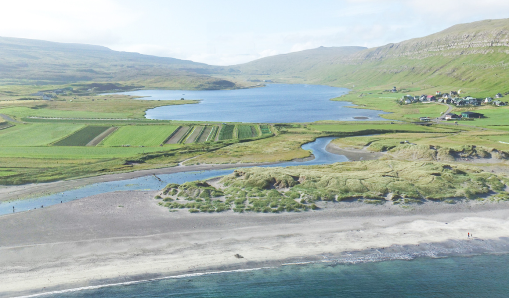 FNU mótmælir ógvusligu inntrivunum í Sandoynni í sambandi við ætlaðu vegagerðina til Suðuroyatunnilin
